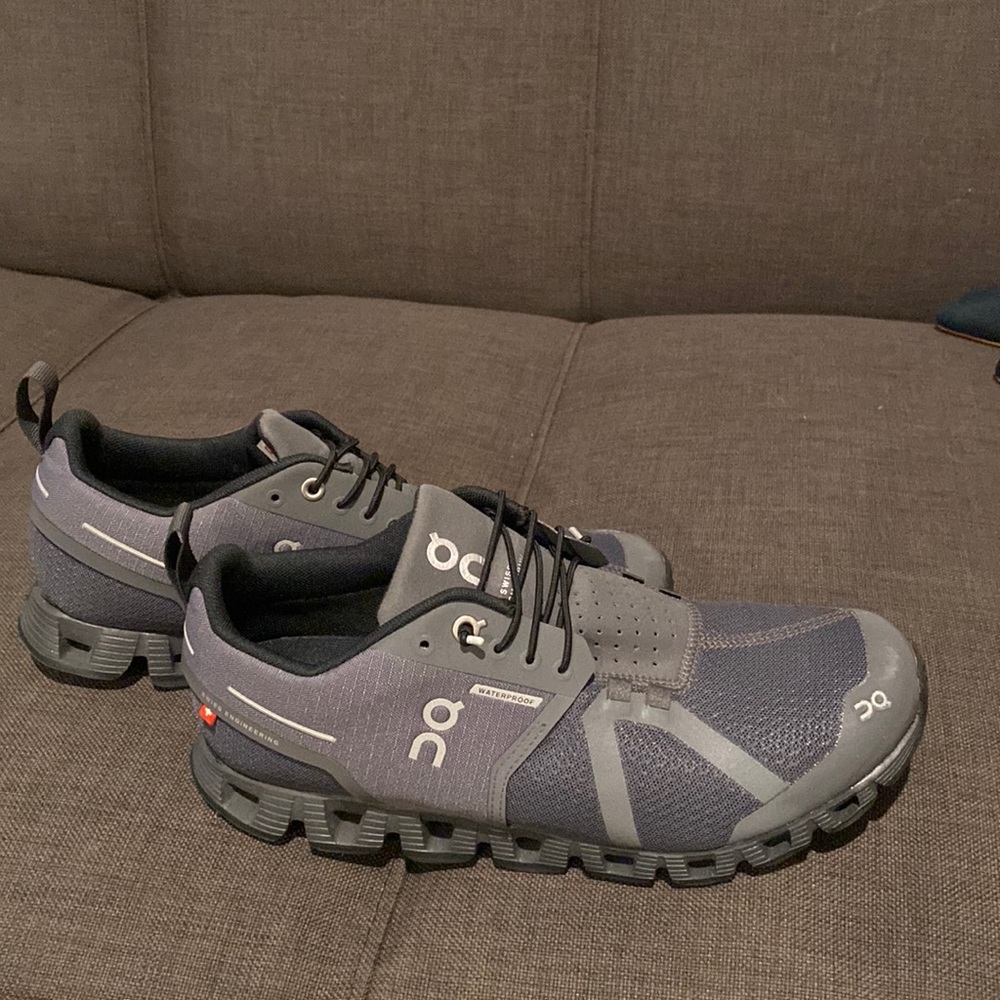 On cloud - Gray sneakers size W9/M7.5